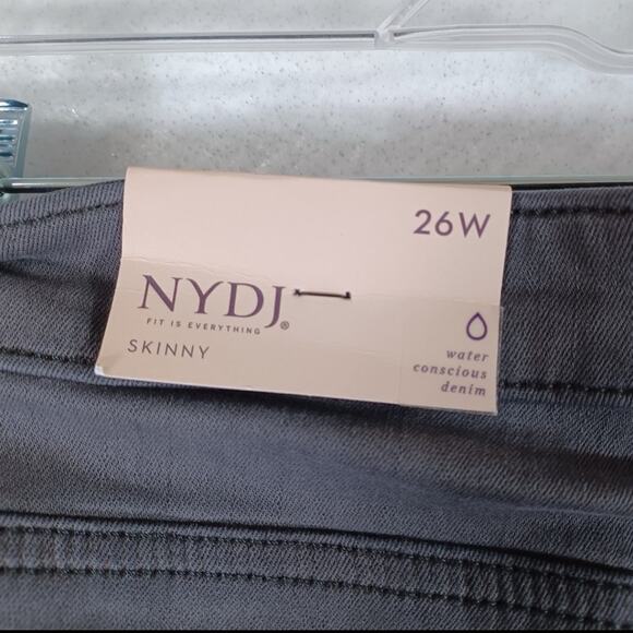 NYDJ Higher Rise AMI SKINNY Jeans Plus Size 26W Gilt Gray Wash Lift Tuck NEW - Picture 4 of 8